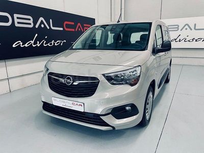 Usado Opel Combo Life Edition 102 CV (75 kW) 2022 Gris / plata Monovolumen