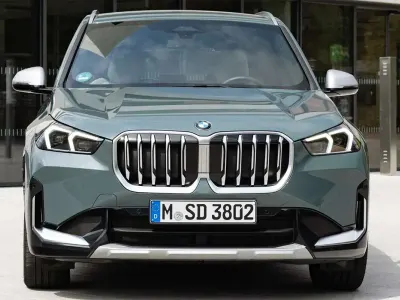 Usado BMW X1 163 CV (119 kW) 2025 Azul SUV