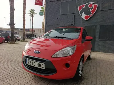 Usado Ford Ka Titanium 69 CV (50 kW) 2012 Rojo Utilitario