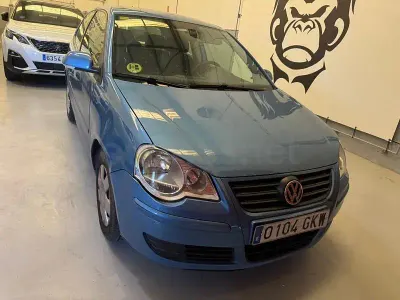 Usado VW Polo 80 CV (58 kW) 2008 Azul Utilitario