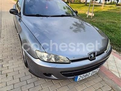Gris / plata Usado 2004 Peugeot 406 Coupe Coupe | 2800 €