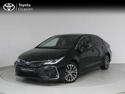 Käytetty Toyota Corolla Style 140 HP (102 kW) 2024 Musta Sedan