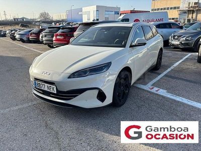 Usado BYD Seal Comfort 212 CV (155 kW) 2025 Gris / plata Familiar