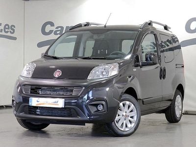 Usado Fiat Qubo Lounge 77 CV (56 kW) 2018 Negro Monovolumen