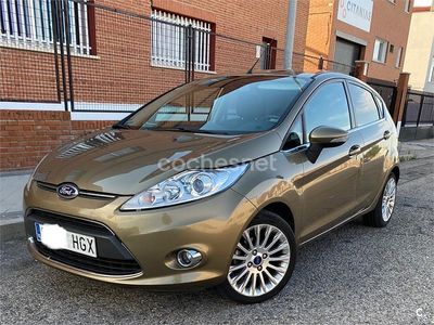 Usado Ford Fiesta Titanium 95 HP (69 kW) 2011 Castanho Citadino