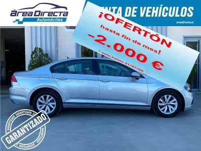 Usado VW Passat 150 CV (110 kW) 2021 Gris / plata Berlina