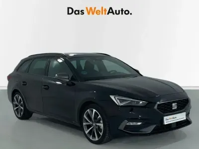 Usado Seat Leon FR 150 CV (110 kW) 2025 Negro Familiar