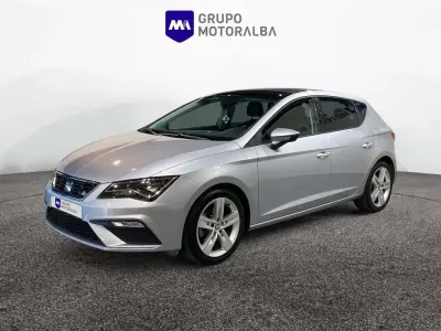 Usado Seat Leon ST FR 125 CV (91 kW) 2017 Plateado Familiar