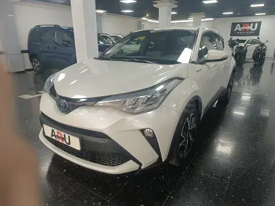 Usado Toyota C-HR Advance 184 CV (135 kW) 2022 Blanco SUV
