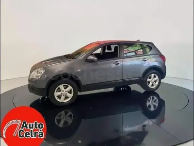 Usado Nissan Qashqai Acenta 140 CV (102 kW) 2007 Gris / plata SUV
