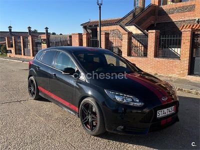 Usado Ford Focus ST 250 CV (183 kW) 2014 Negro Berlina