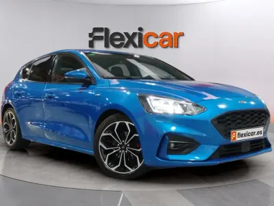 Usado Ford Focus ST-Line 155 CV (114 kW) 2021 Azul Berlina