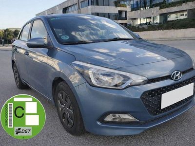 Usado Hyundai i20 84 CV (61 kW) 2018 Azul Berlina