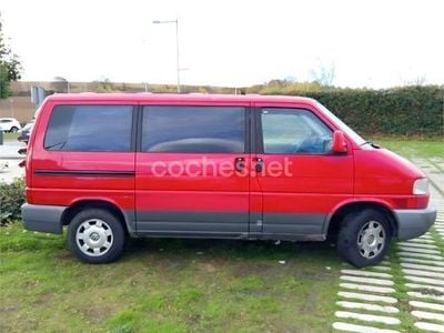 Usado VW Multivan Comfortline 130 CV (95 kW) 2003 Rojo Van