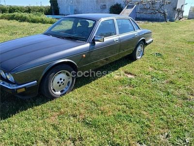 Gris / plata Usado 1991 Jaguar XJ6 Sovereign Berlina | 9000 €