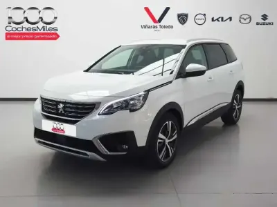 Usado Peugeot 5008 Allure 130 CV (95 kW) 2020 Blanco SUV