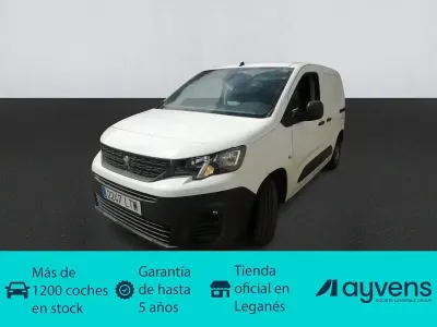Usado Peugeot Partner Premium 98 CV (72 kW) 2021 Blanco Monovolumen