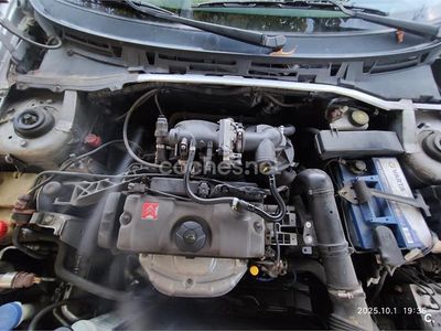 Usado Citroën Xsara Attraction 90 CV (66 kW) 1999 Gris / plata Berlina