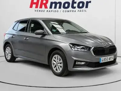 Usado Skoda Fabia Selection 95 CV (69 kW) 2025 Utilitario