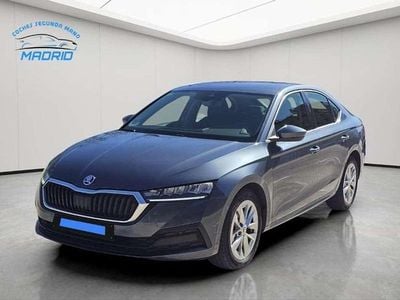 Usado Skoda Octavia Ambition 116 CV (85 kW) 2020 Gris / plata Berlina