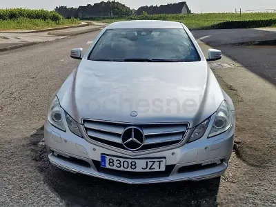 Usado Mercedes E350 Elegance 231 CV (169 kW) 2010 Gris / plata Coupe