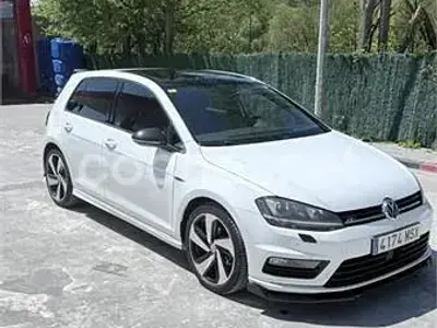 Usado VW Golf VII Sportline 105 CV (77 kW) 2014 Blanco Familiar