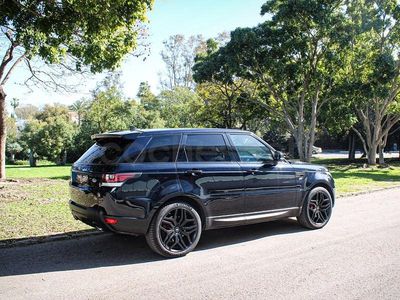 Usado Land Rover Range Rover HSE Dynamic 306 CV (225 kW) 2015 Azul SUV