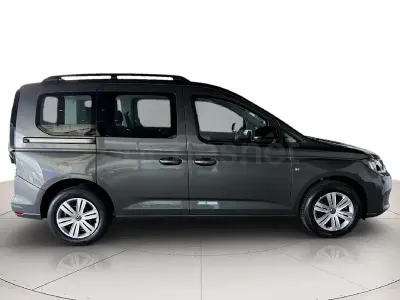Nuevo VW Caddy 150 CV (110 kW) 2026 Gris / plata Monovolumen