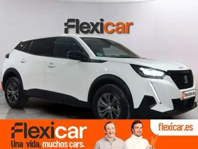 Usado Peugeot 2008 Active 110 CV (80 kW) 2022 Blanco SUV