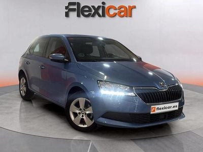Usado Skoda Fabia Ambition 95 CV (69 kW) 2019 Azul Berlina