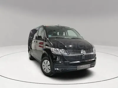 Usado VW Caravelle 150 CV (110 kW) 2023 Negro Van