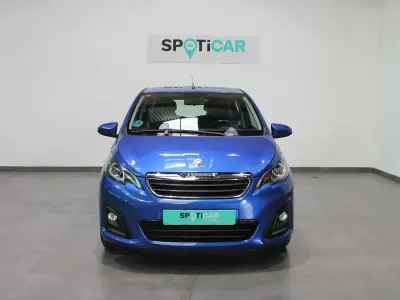 Usado Peugeot 108 Active 72 CV (52 kW) 2021 Azul