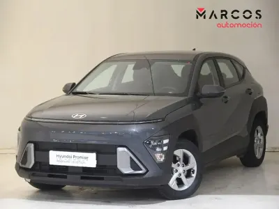 Usado Hyundai Kona 129 CV (94 kW) 2025 Gris SUV