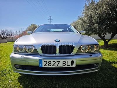 Usado BMW 530 231 CV (169 kW) 2001 Gris / plata Berlina