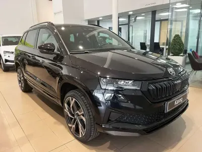 Nuevo Skoda Karoq SportLine 150 CV (110 kW) 2026 Negro SUV