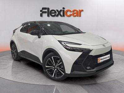 Begagnad Toyota C-HR 140 HK (102 kW) 2025 Vit SUV