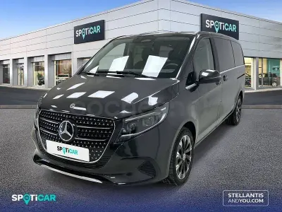 Käytetty Mercedes V250 Avantgarde 190 HP (139 kW) 2024 Sininen Tila-auto