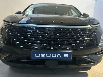 Usado Omoda 5 185 CV (136 kW) 2023 Negro SUV