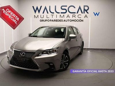 Lexus CT200h