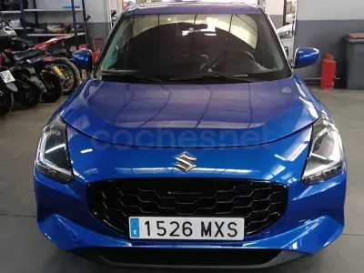 Usado Suzuki Swift 83 CV (61 kW) 2025 Azul Utilitario