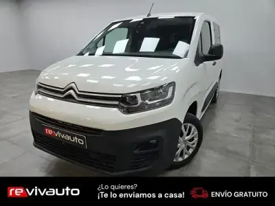 Usado Citroën Berlingo Feel 102 CV (75 kW) 2022 Blanco Monovolumen