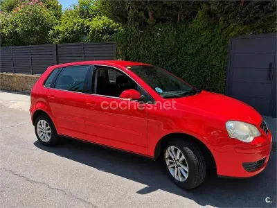 Usado VW Polo Edition 60 CV (44 kW) 2008 Rojo Utilitario