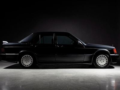 Usado Mercedes 190 185 CV (136 kW) 1987 Gris Berlina