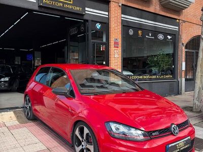 Usado VW Golf VII GTI 230 CV (169 kW) 2014 Rojo Berlina