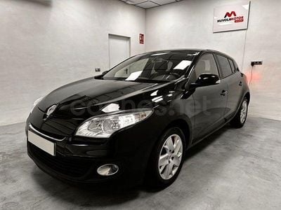 Usado Renault Mégane Dynamique 130 CV (95 kW) 2012 Negro Berlina