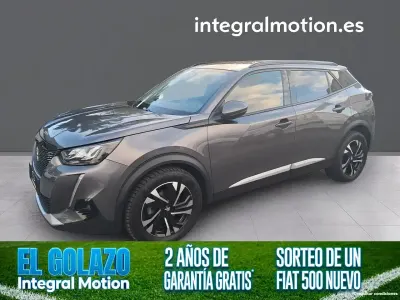 Usado Peugeot 2008 Allure 110 CV (80 kW) 2021 Gris SUV