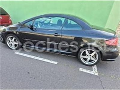 Usado Peugeot 307 CC 110 CV (80 kW) 2006 Negro Descapotable