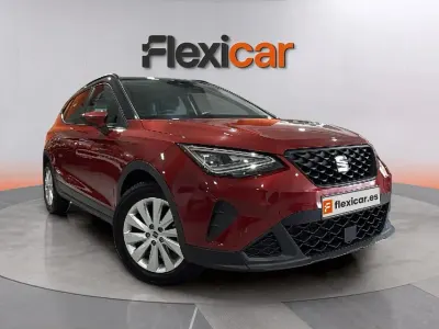 Usado Seat Arona Style 95 CV (69 kW) 2025 Gris SUV