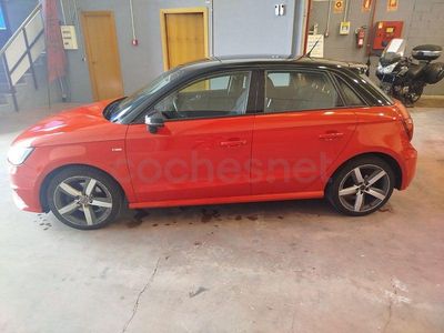 Usado Audi A1 Sportback Design 125 CV (91 kW) 2018 Rojo Utilitario