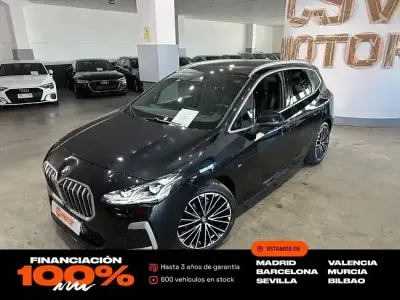 Usado BMW 218 Comfort Edition 136 HP (100 kW) 2024 Preto Carrinha